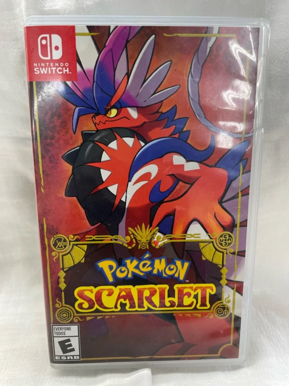 Nintendo Switch Pokémon Scarlet (Red) - Nintendo